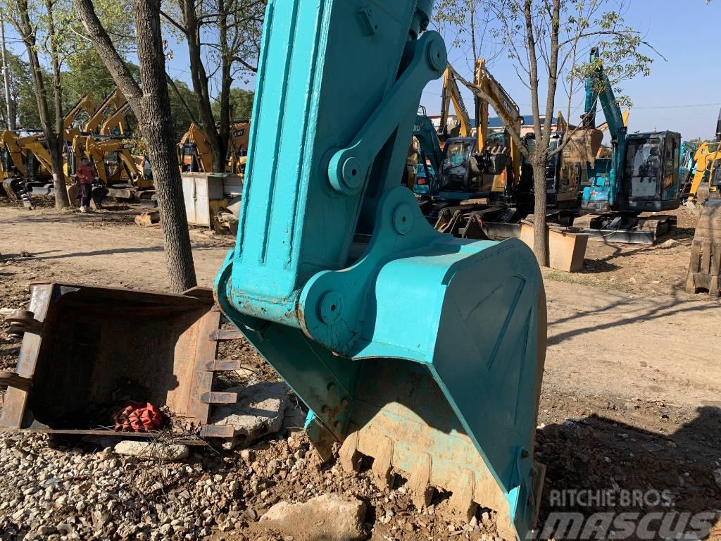 Kobelco SK200-8 Excavadoras sobre orugas