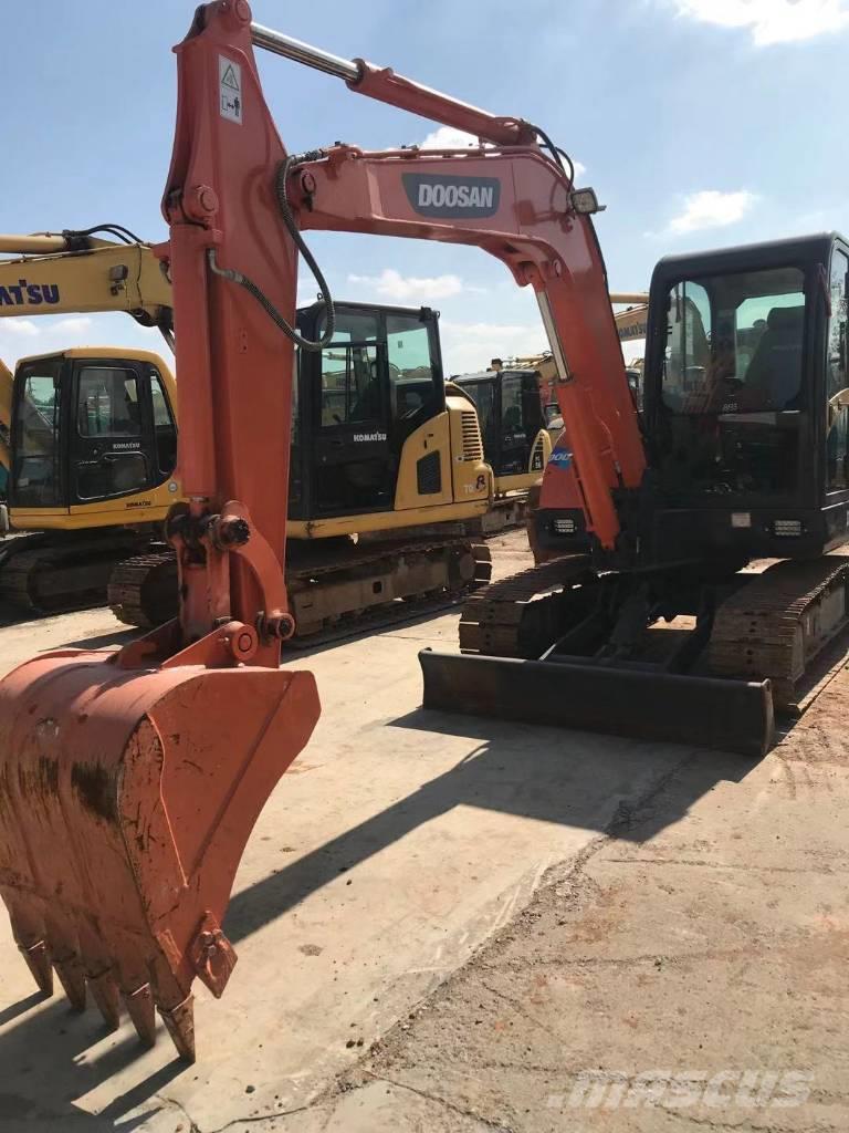 Doosan dx60 Excavadoras sobre orugas