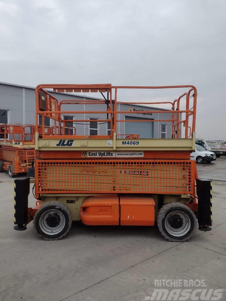 JLG M 4069 Plataformas tijera