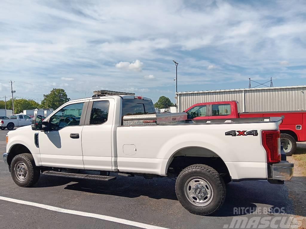 Ford F 250 Otros