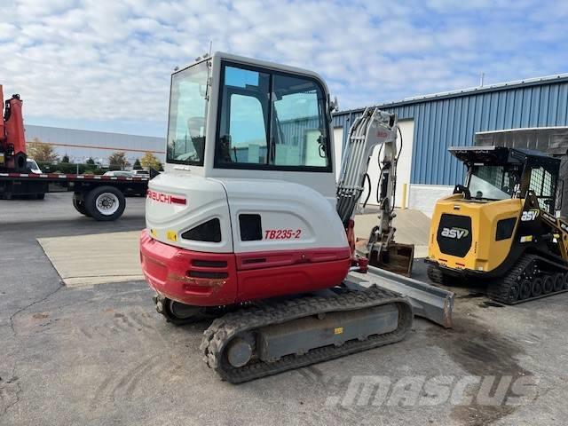 Takeuchi TB235 Miniexcavadoras