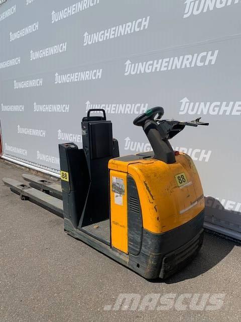 Jungheinrich ECE 225HP Montacargas recogepedidos de baja altura