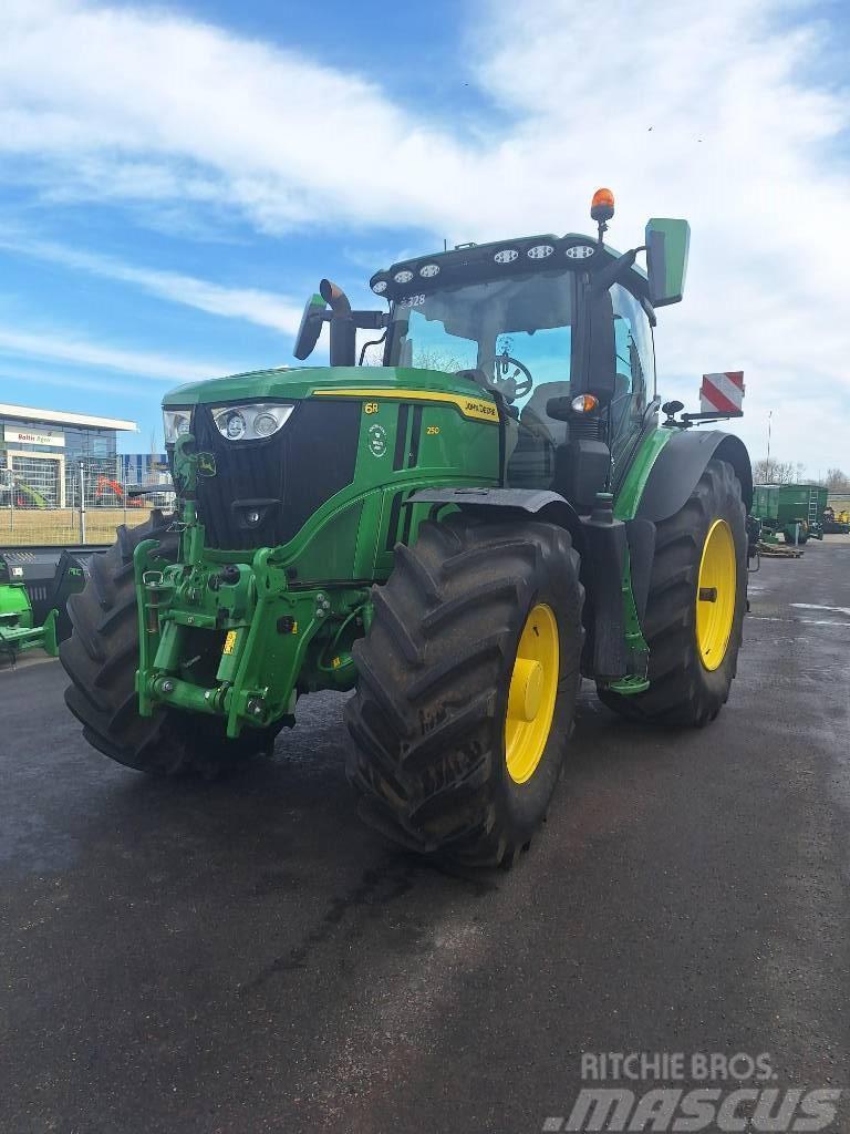 John Deere 6R250 Tractores