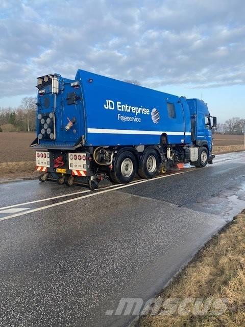 Volvo FM 500 Camión de barrendero