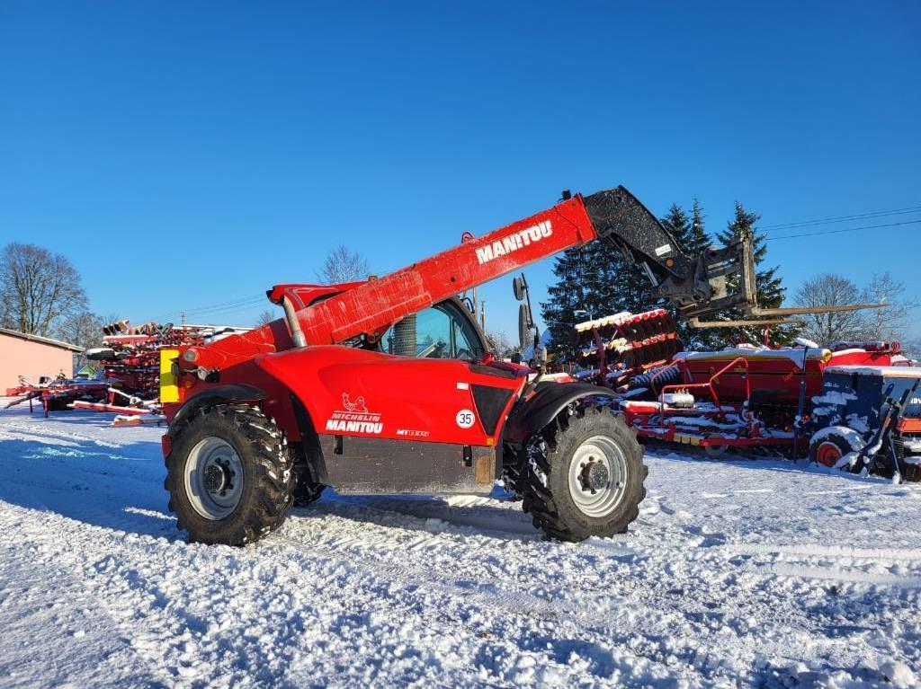 Manitou MT 835 Carretillas telescópicas