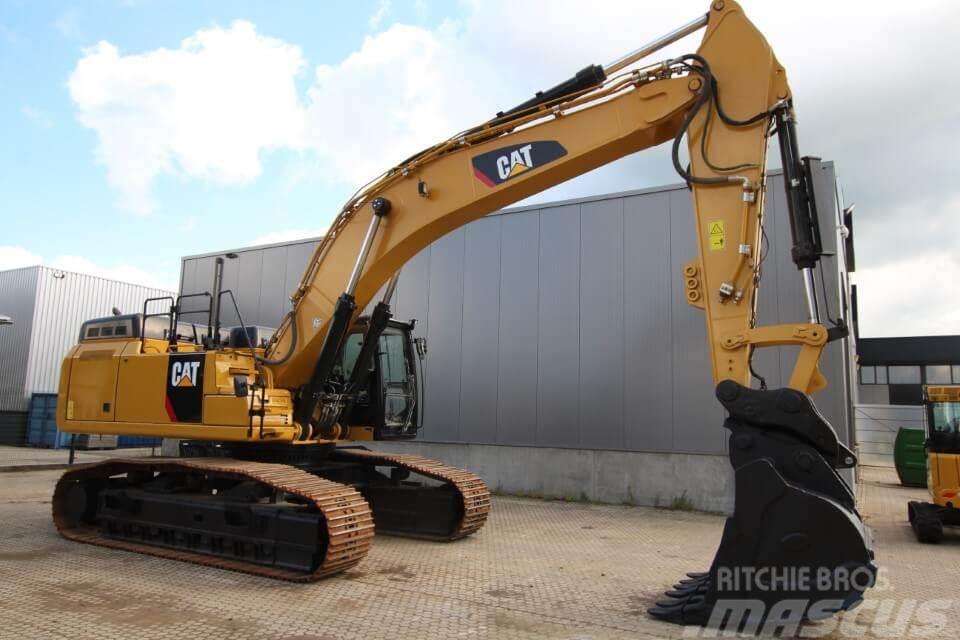 CAT 352F Excavadoras sobre orugas