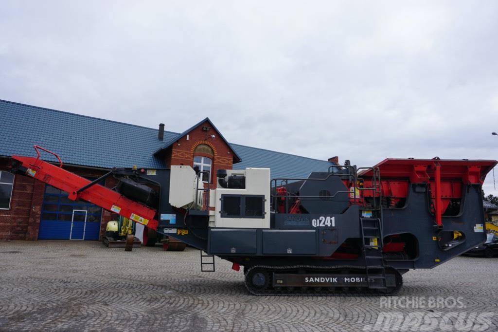 Sandvik QJ 241 Trituradoras móviles