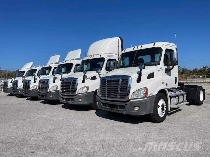 Freightliner Cascadia 113 Camiones tractor