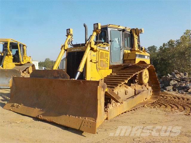 CAT D6R Buldozer sobre oruga