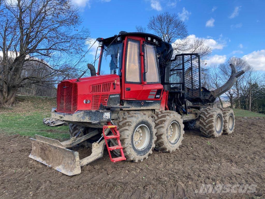 Komatsu 845 Transportadoras