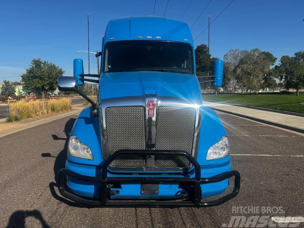 Kenworth T 680 Camiones tractor