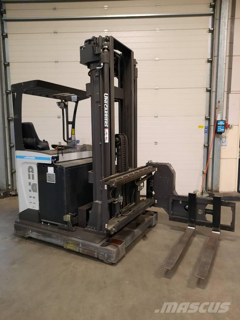 UniCarriers URS125DTFVXG495 Montacargas de alcance de gran altura