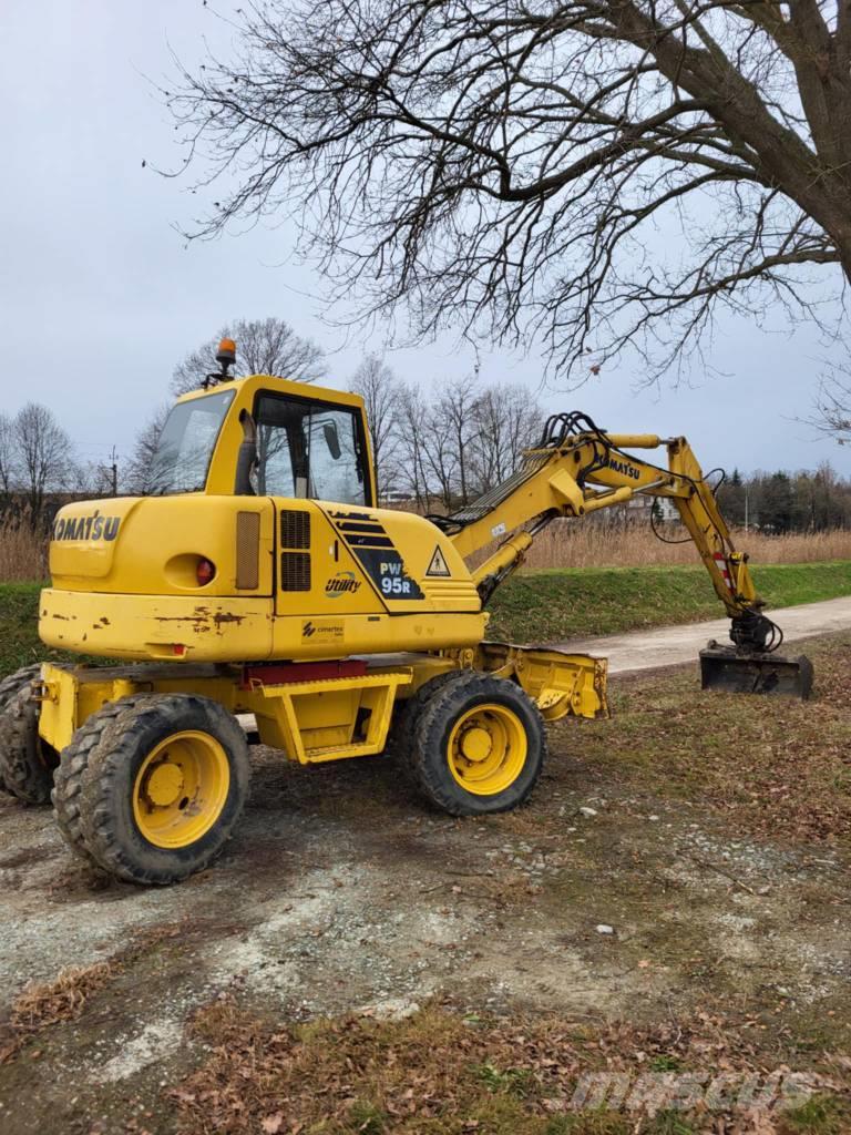 Komatsu PW 95 Excavadoras de ruedas