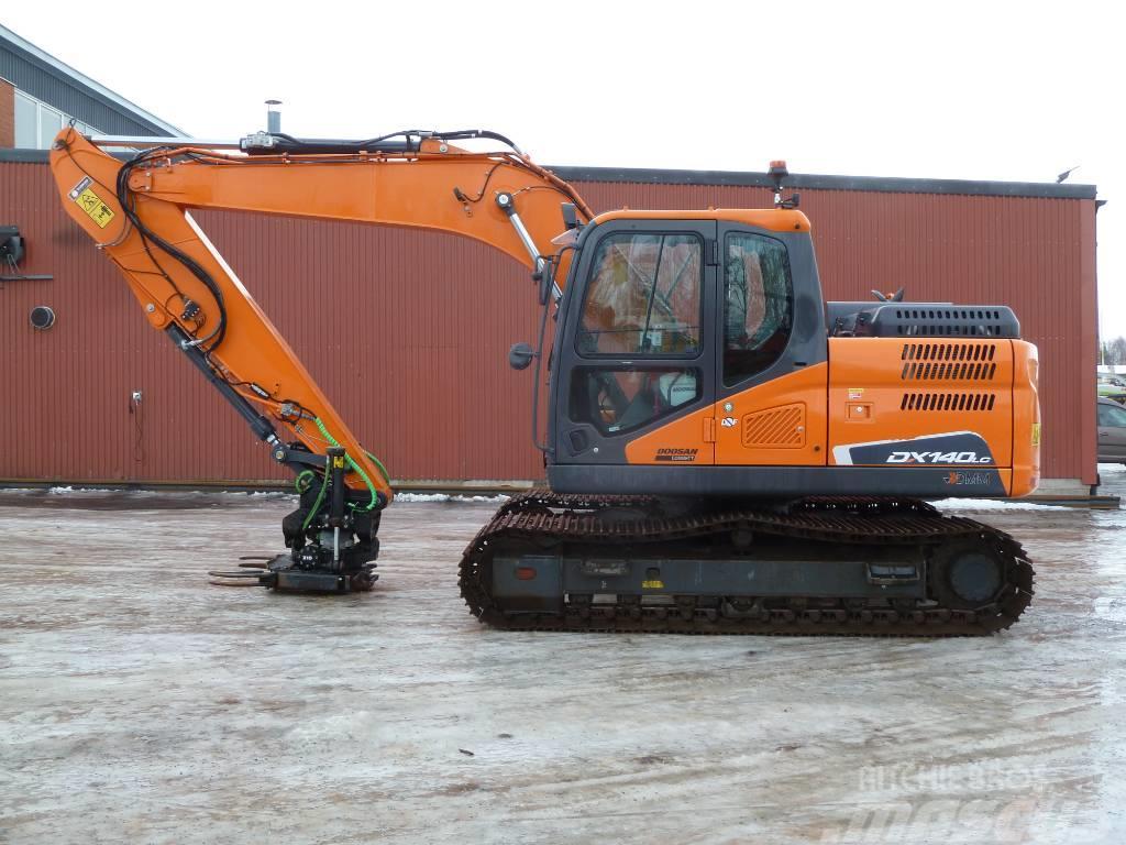 Doosan DX140LC-5 Excavadoras sobre orugas