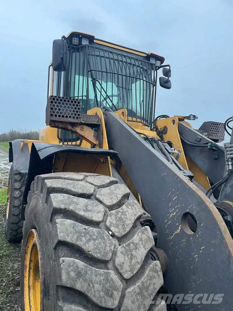 Volvo L120F Cargadoras sobre ruedas