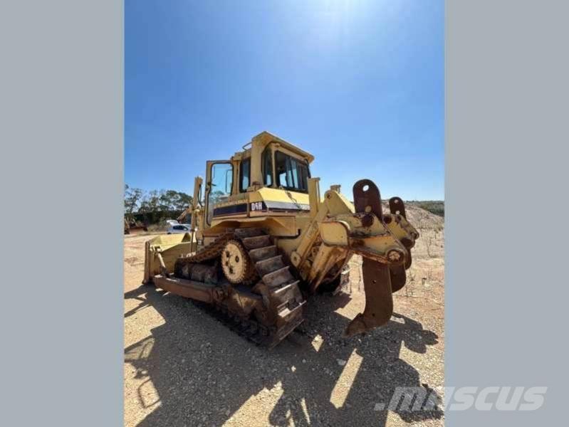 CAT D6H Buldozer sobre oruga