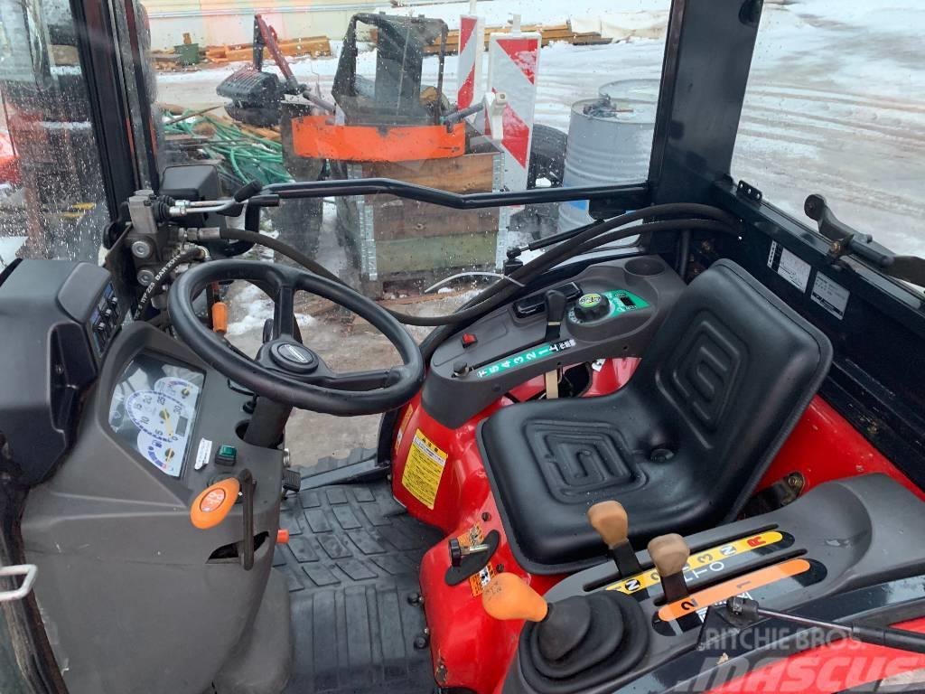 Yanmar CT122 Tractores