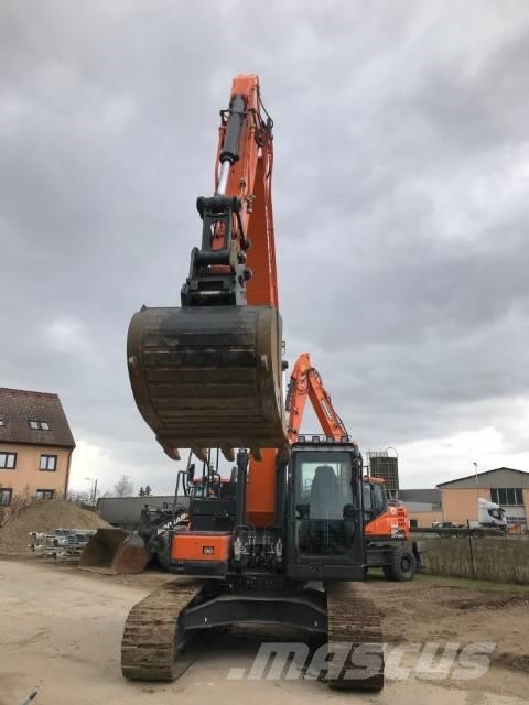 Doosan DX225LC-5 Excavadoras sobre orugas