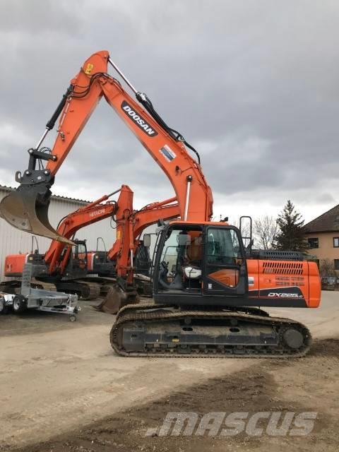 Doosan DX225LC-5 Excavadoras sobre orugas