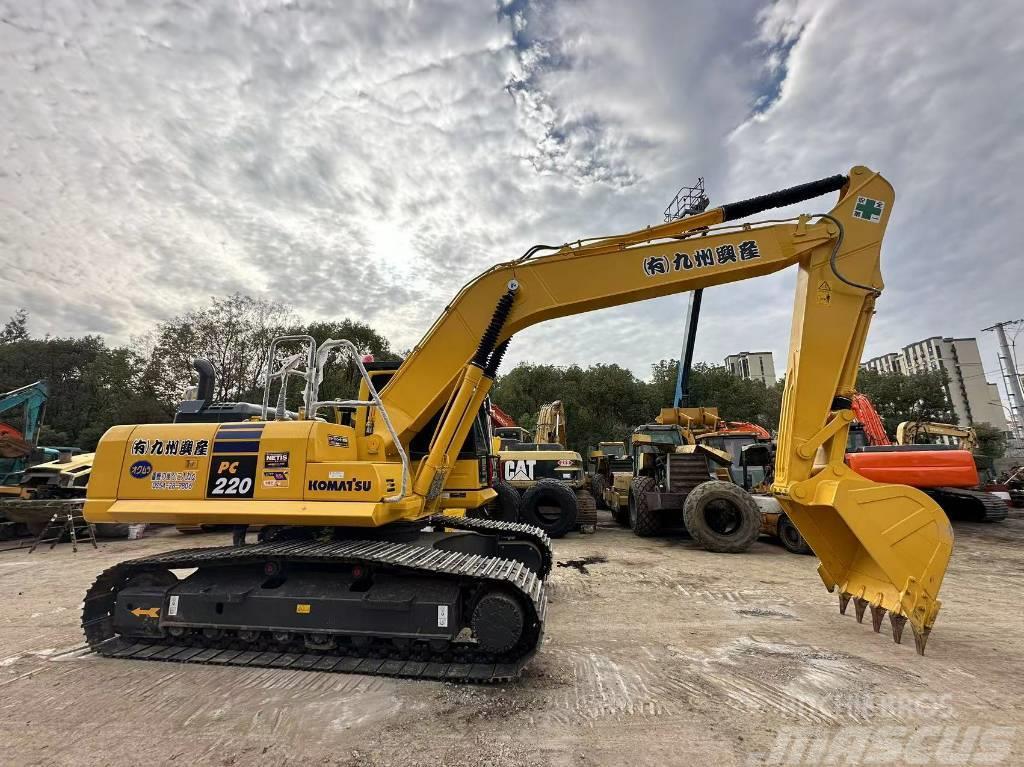 Komatsu PC 220 Excavadoras sobre orugas