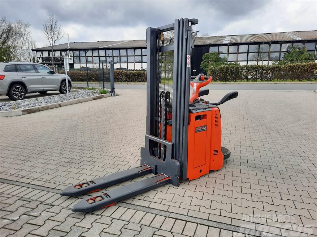 Linde L12LAPi Montacargas manual