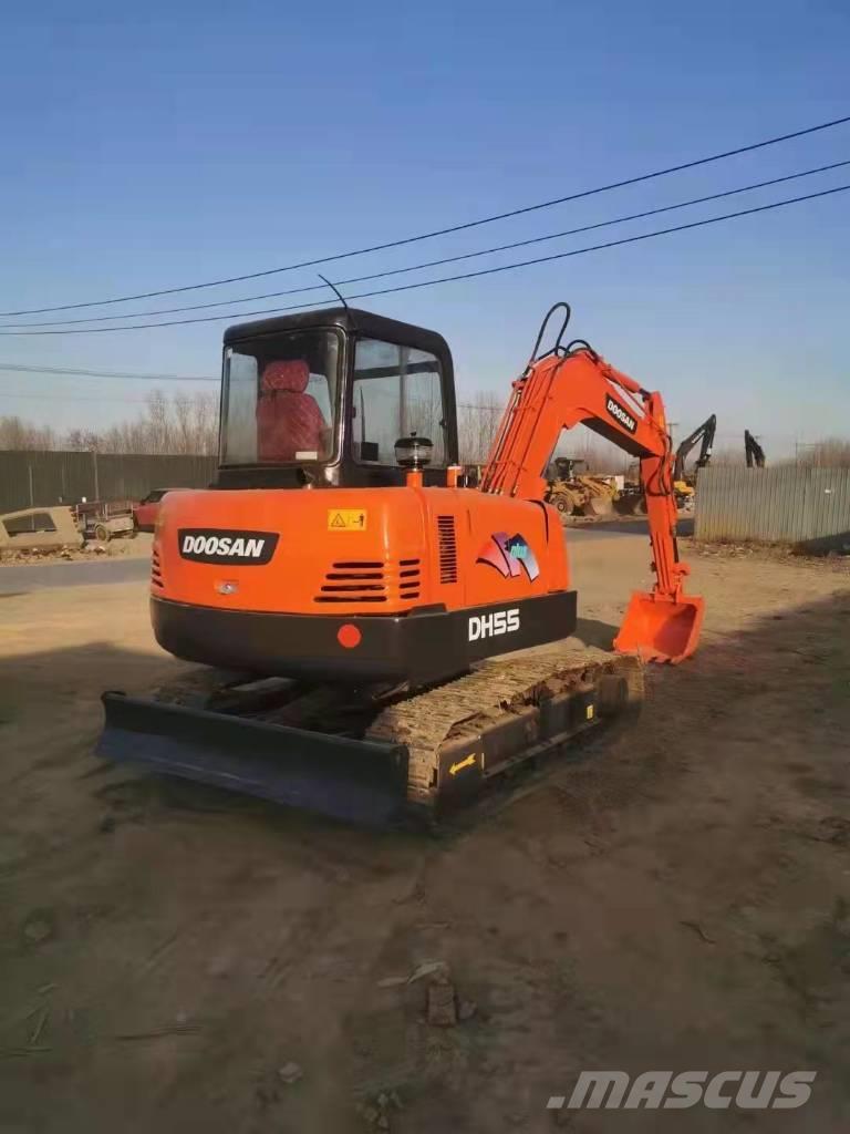 Doosan DH55 Excavadoras sobre orugas