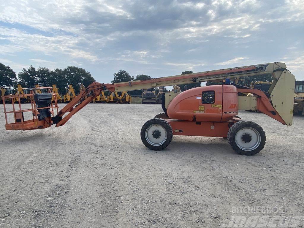 JLG 600AJ Plataformas con brazo de elevación manual