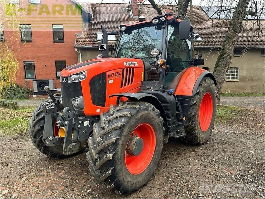 Kubota m7152 Tractores