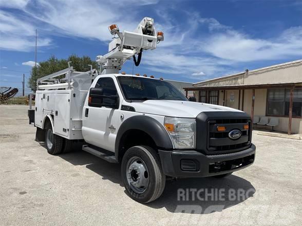 Altec AT235 Plataformas sobre camión