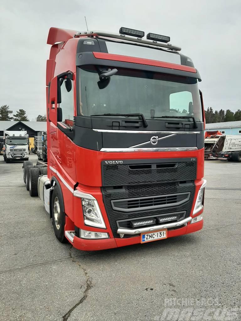 Volvo FH 13 Camiones con chasís y cabina