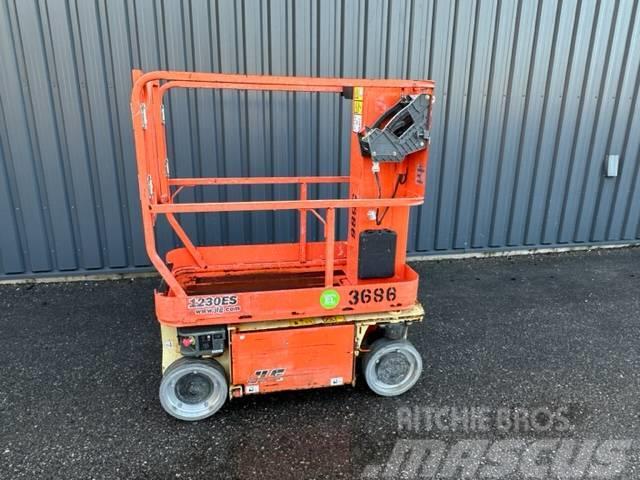 JLG 1230 ES Plataformas con jaula de elevación