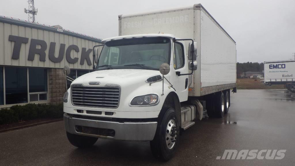 Freightliner M2106 Camiones con caja de remolque