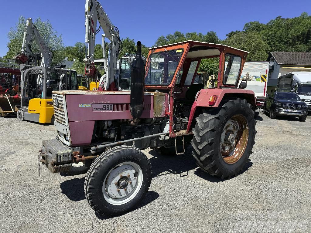 Steyr 980 Schlepper Tractores