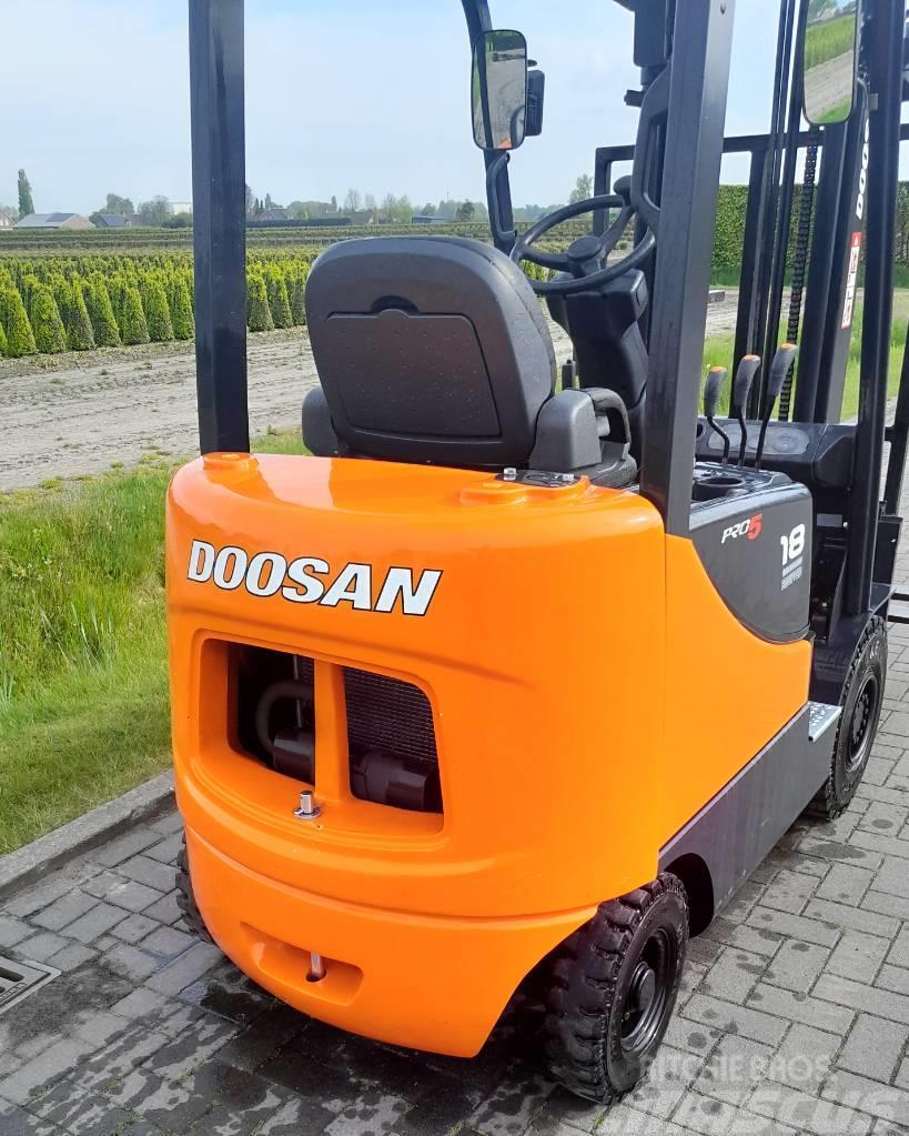 Doosan D18S PRO5 Camiones diesel