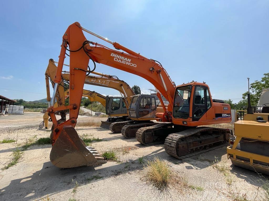 Daewoo Solar 225 Excavadoras sobre orugas