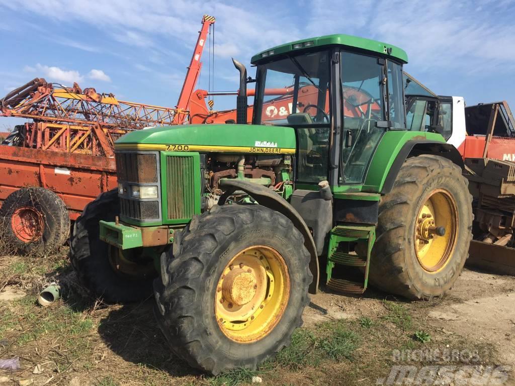 John Deere 7700 Tractores