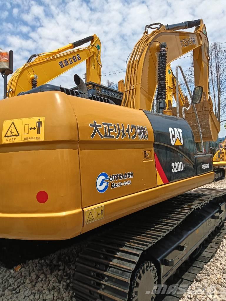 CAT 320D2 Excavadoras 7t - 12t