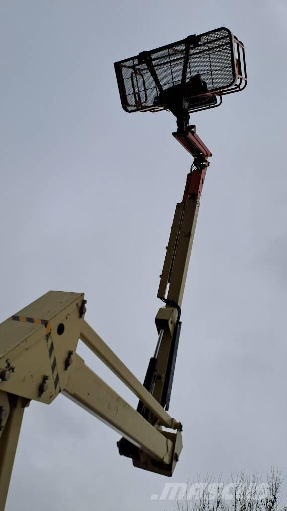 JLG 510AJ Plataformas con brazo de elevación manual