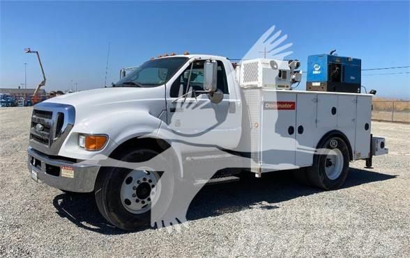 Ford F750 Otros