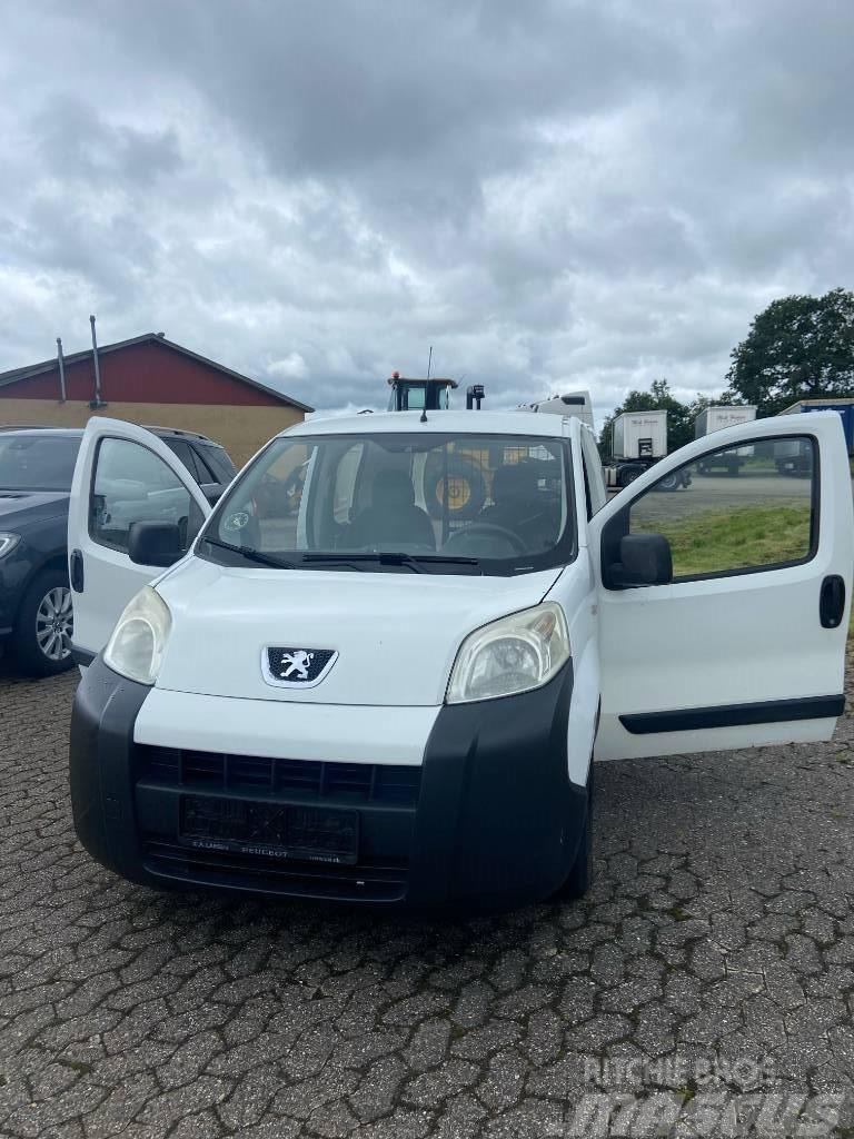 Peugeot Bipper Vehículos de caha cerrada