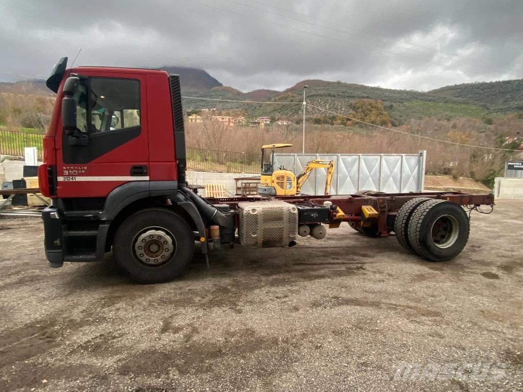 Iveco STRALIS 190S31 Camiones portavehículos