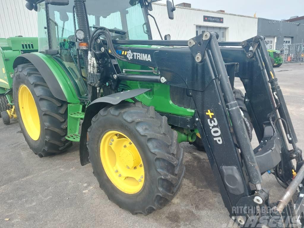 John Deere 5820 Tractores