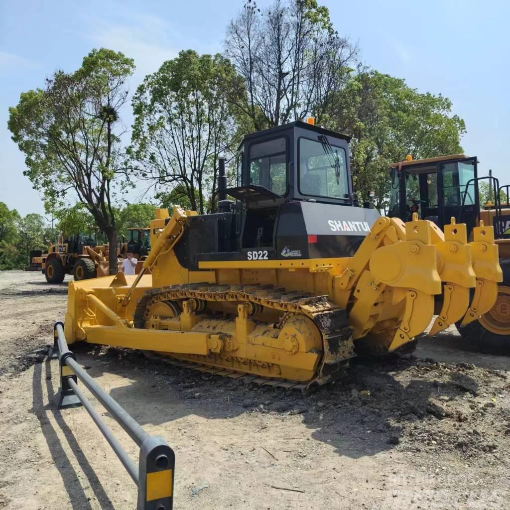 Shantui SD 22 Buldozer sobre oruga