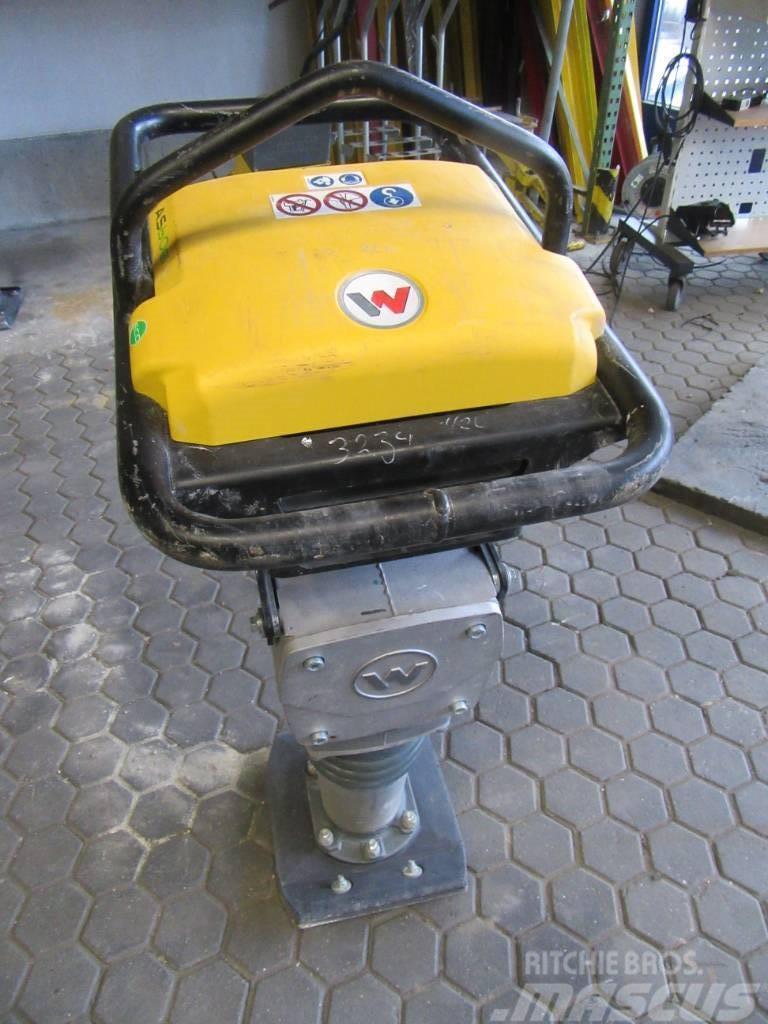 Wacker Neuson Vibrationsstampfer AS60e Pisones compactadores