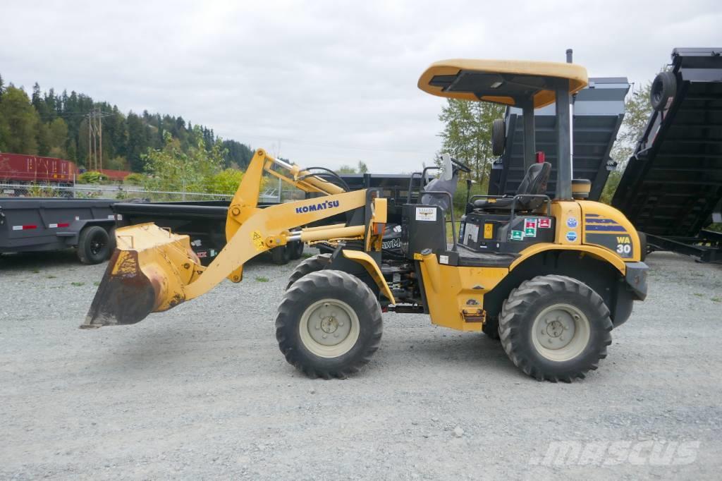 Komatsu WA30-6NO Cargadoras sobre ruedas