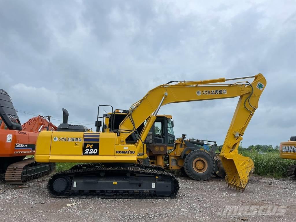 Komatsu 220 Excavadoras 7t - 12t