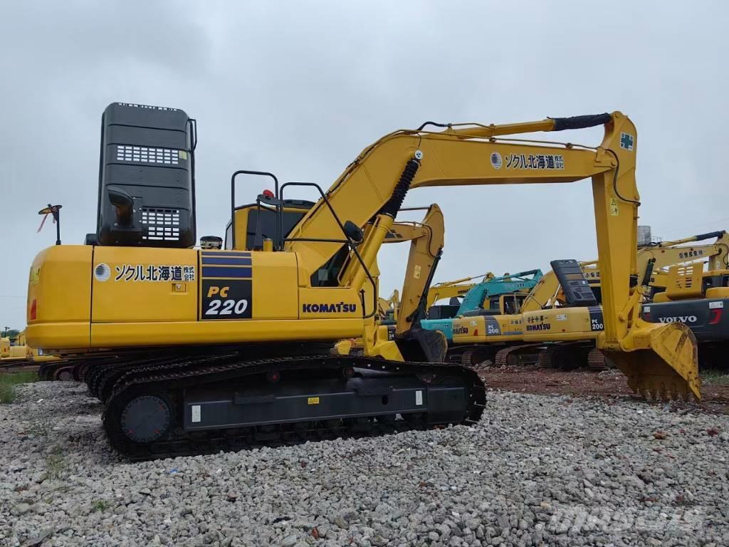 Komatsu 220 Excavadoras 7t - 12t