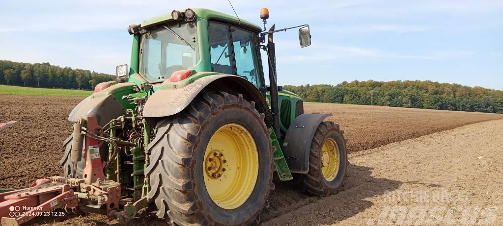 John Deere 6820 Tractores