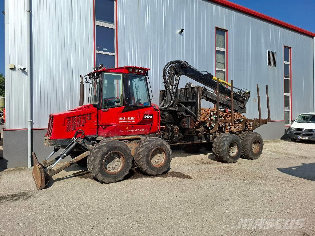 Komatsu 840 TX Transportadoras