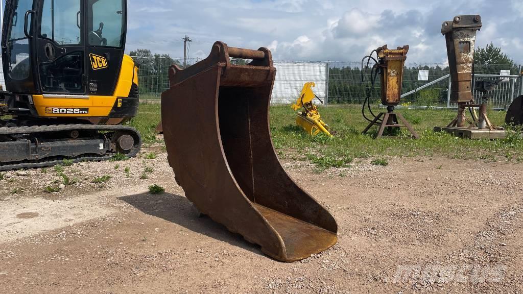  Trench bucket S60 Cucharones